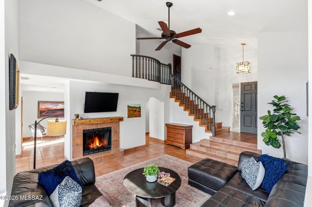 4037 E Via Del Vireo, Tucson, AZ 85718