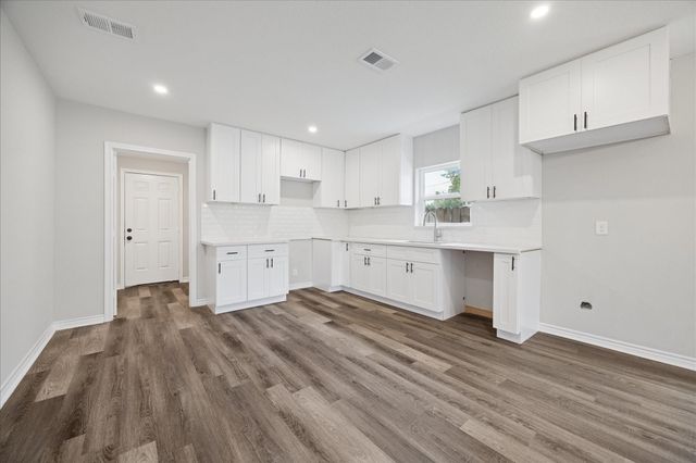 3715 Rawley Street, Houston, TX 77020