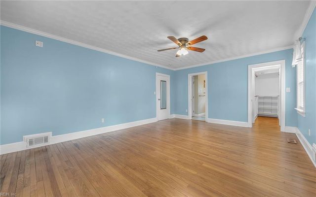 5220 Lake CIR, Portsmouth, VA 23703