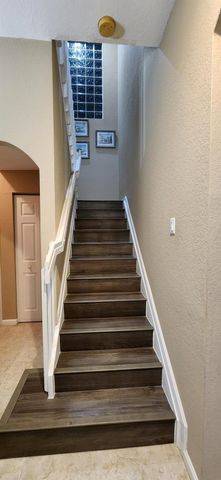 21 Country Lake Cir, Boynton Beach, FL 33436