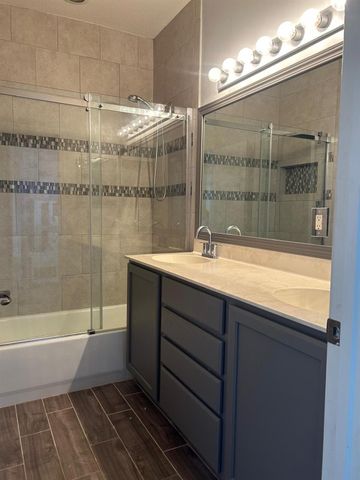 21 Country Lake Cir, Boynton Beach, FL 33436