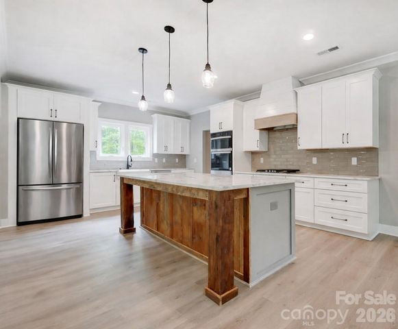 2592 Moon Creek Lane 22, Clover, SC 29710