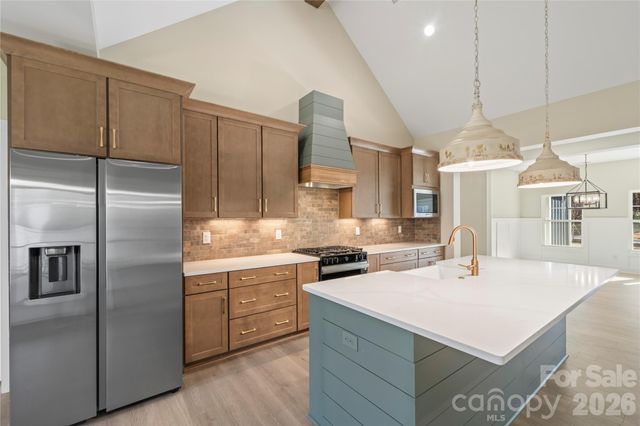 2592 Moon Creek Lane 22, Clover, SC 29710