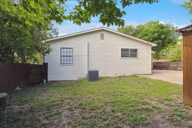 4708 Robinson Street, Fort Worth, TX 76114