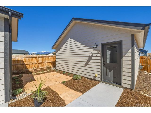 10704 Willow Ave, Poncha Springs, CO 81242