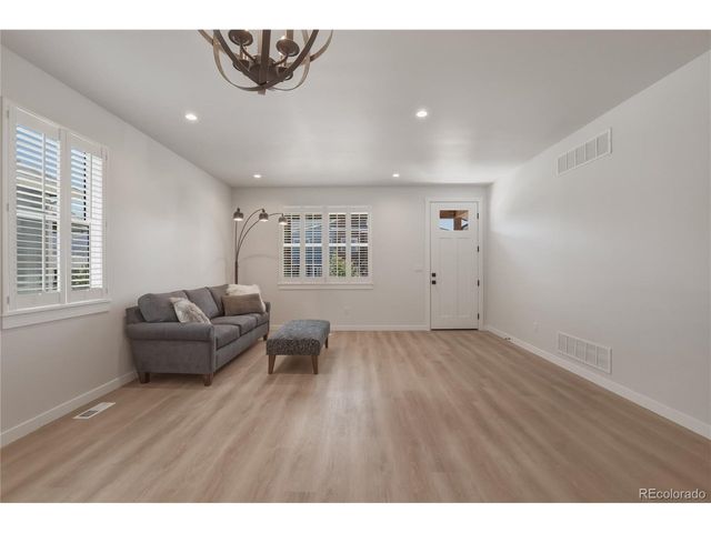 10704 Willow Ave, Poncha Springs, CO 81242