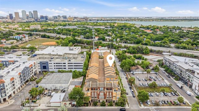 2234 SOHO BAY CT, Tampa, FL 33606