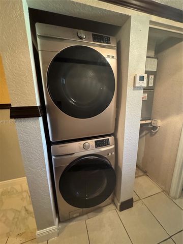 19550 SW 103rd Court 5, Cutler Bay, FL 33157