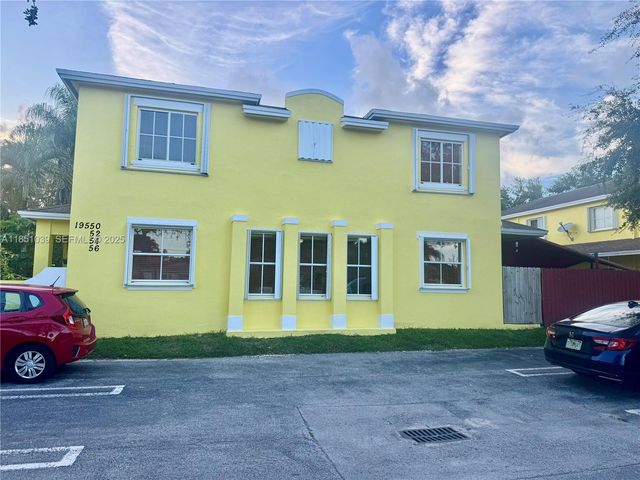19550 SW 103rd Court 5, Cutler Bay, FL 33157