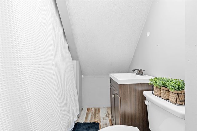 102 Rockcrest Road, Cleveland, SC 29635