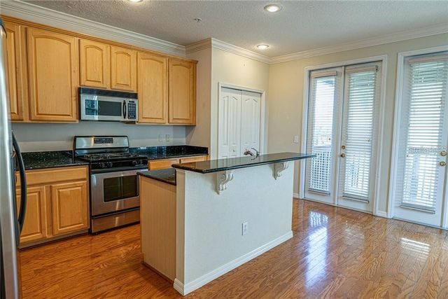3043 POINTEVIEW DRIVE, Tampa, FL 33611