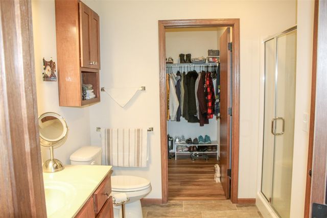 1335 Crescent View NE, Cedar Rapids, IA 52402