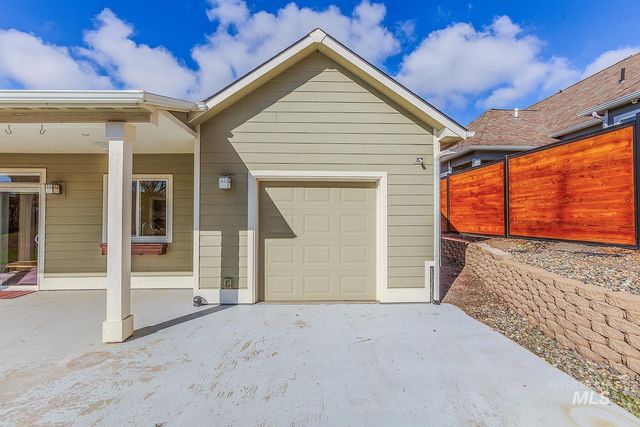 815 NW Valley View Drive, Pullman, WA 99163