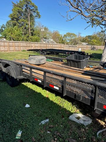 201 S 5th Street, Highlands, TX 77562