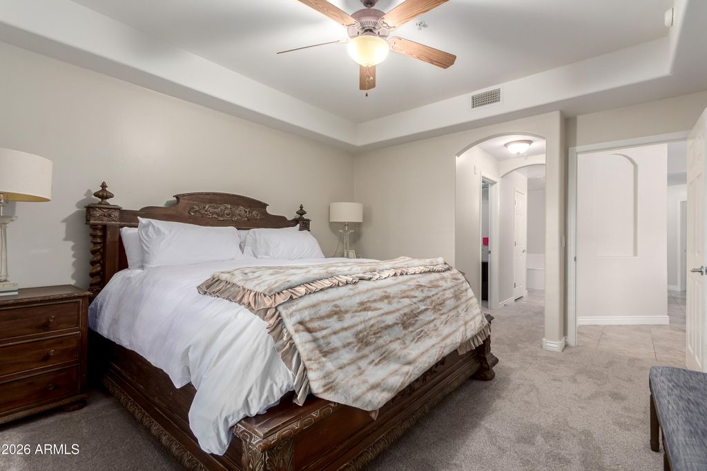5450 E DEER VALLEY Drive 1217, Phoenix, AZ 85054 — photo 4