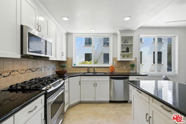 1520 Camden Avenue 103, Los Angeles, CA 90025