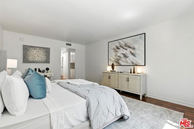 1520 Camden Avenue 103, Los Angeles, CA 90025