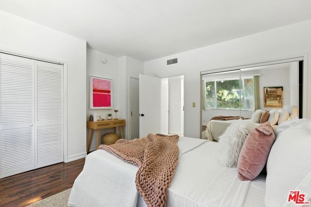 1520 Camden Avenue 103, Los Angeles, CA 90025