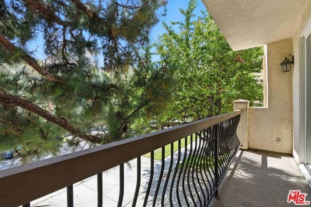 1520 Camden Avenue 103, Los Angeles, CA 90025