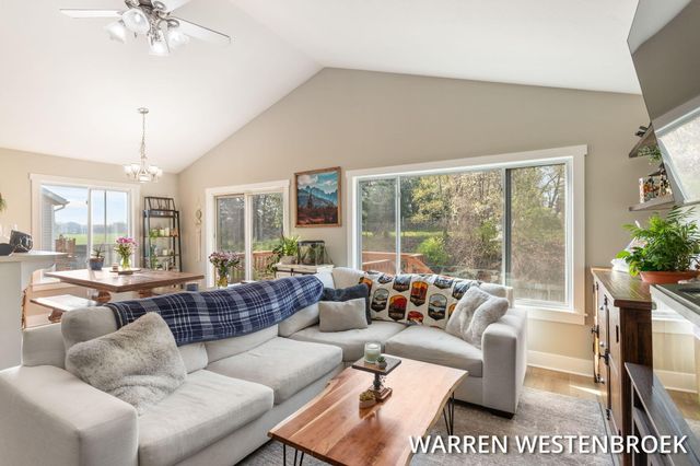 11964 Jonker Way, Holland, MI 49424