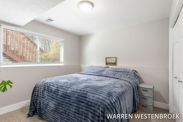 11964 Jonker Way, Holland, MI 49424