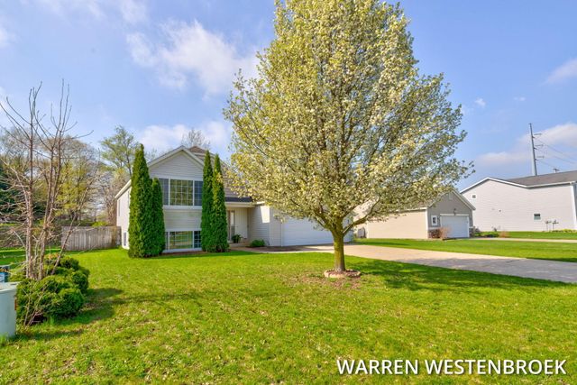11964 Jonker Way, Holland, MI 49424