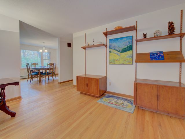 67 Mulberry Road, Mansfield, CT 06250