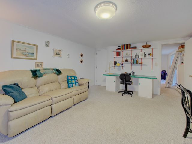 67 Mulberry Road, Mansfield, CT 06250