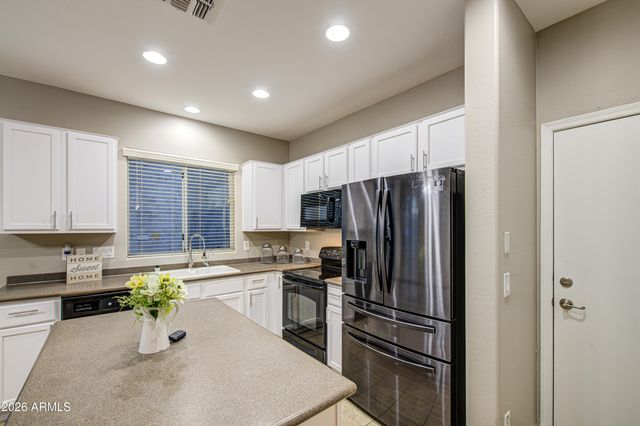 7759 W MONTE VISTA Road, Phoenix, AZ 85035