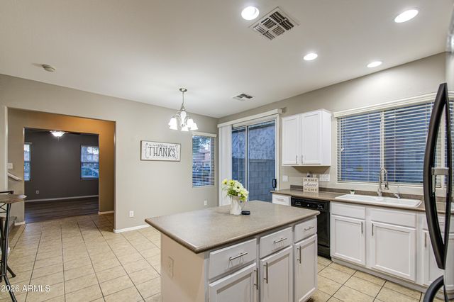 7759 W MONTE VISTA Road, Phoenix, AZ 85035