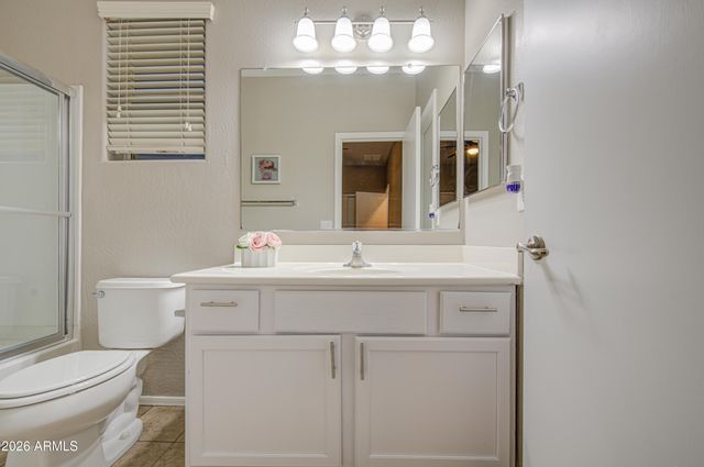 7759 W MONTE VISTA Road, Phoenix, AZ 85035