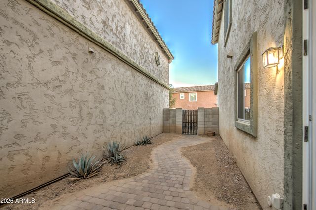 7759 W MONTE VISTA Road, Phoenix, AZ 85035