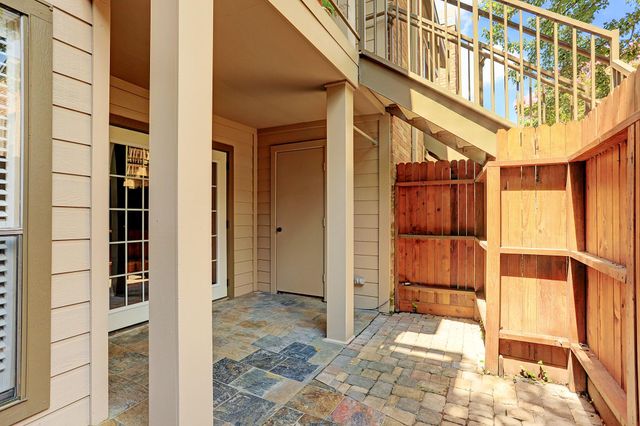 1201 Mcduffie Street 207, Houston, TX 77019