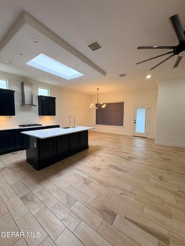 13604 Garforth Avenue, Horizon City, TX 79928