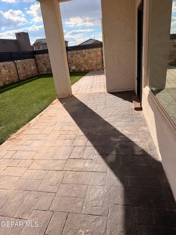 13604 Garforth Avenue, Horizon City, TX 79928