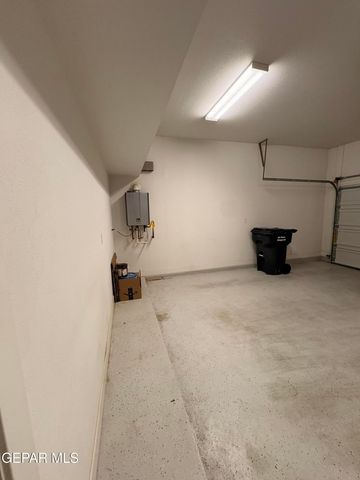 13604 Garforth Avenue, Horizon City, TX 79928
