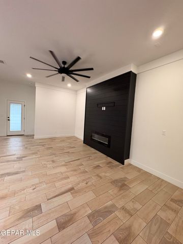 13604 Garforth Avenue, Horizon City, TX 79928