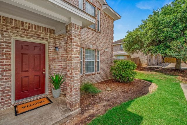 1128-1136 Gridiron Drive, College Station, TX 77840