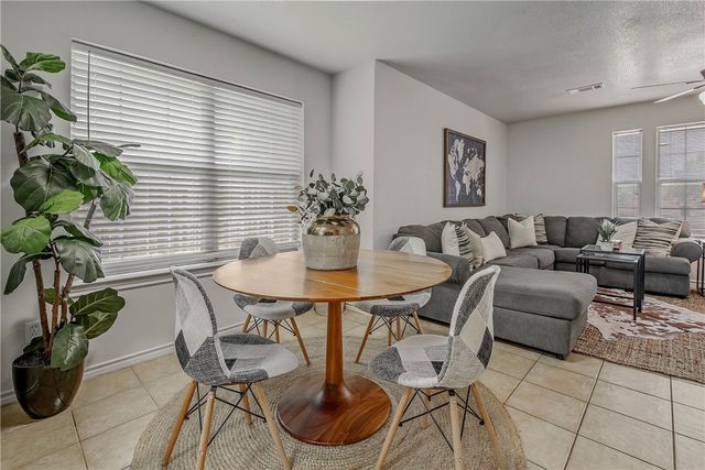 1128-1136 Gridiron Drive, College Station, TX 77840