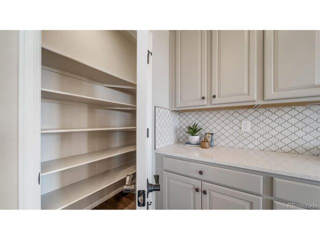 5014 N Tempe St, Aurora, CO 80019