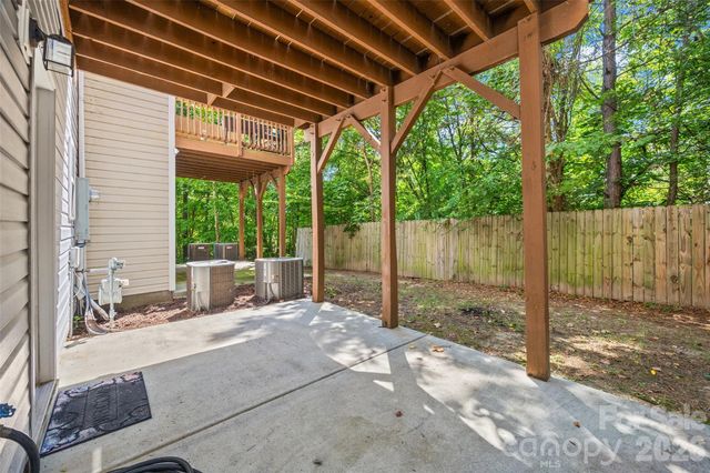 2627 Early Flight Drive, Charlotte, NC 28262