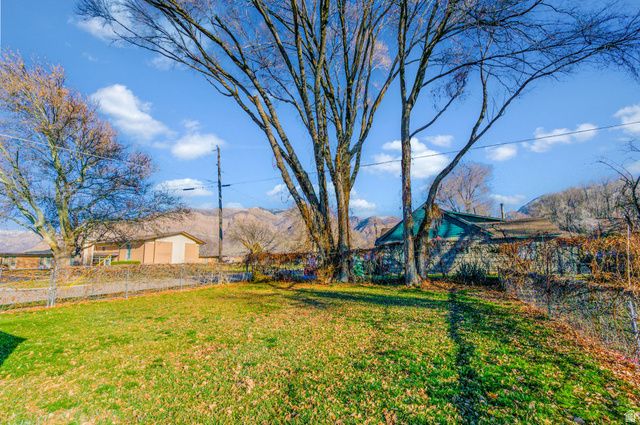 1502 LIBERTY AVE, Ogden, UT 84404