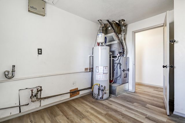 1101 Pear Drive SW, Albuquerque, NM 87105