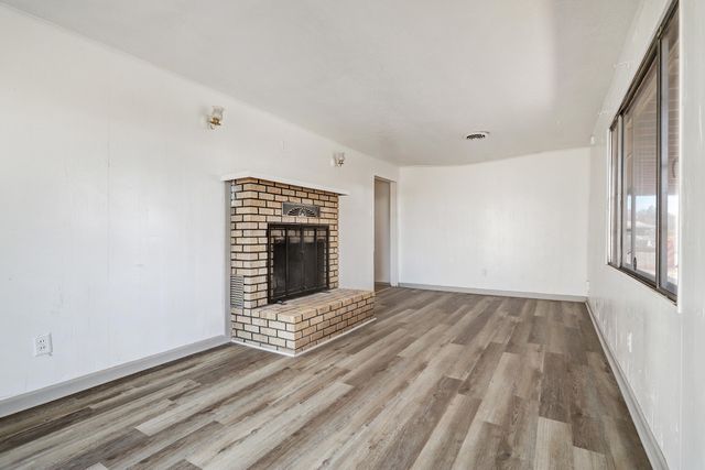 1101 Pear Drive SW, Albuquerque, NM 87105