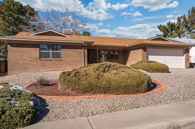 3737 Mount Rainier Drive NE, Albuquerque, NM 87111