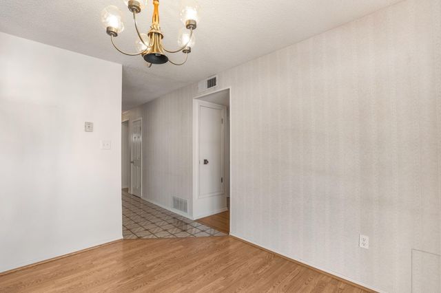 3737 Mount Rainier Drive NE, Albuquerque, NM 87111