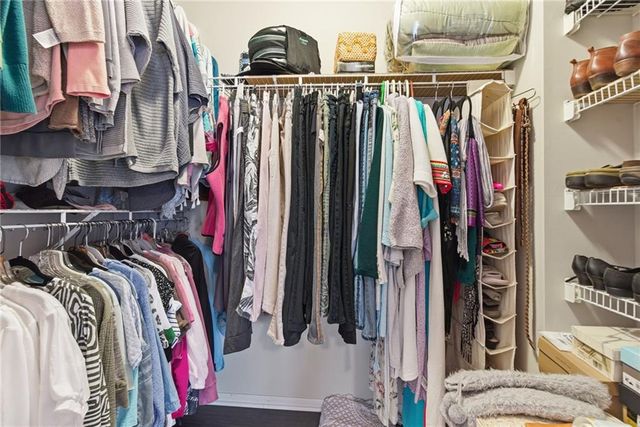 3011 Cedar Crest Drive B, Independence, MO 64057