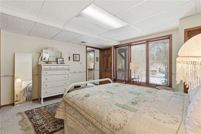 3011 Cedar Crest Drive B, Independence, MO 64057