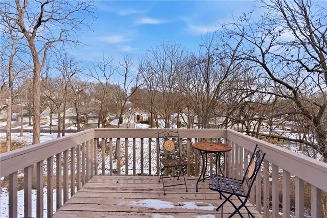 3011 Cedar Crest Drive B, Independence, MO 64057