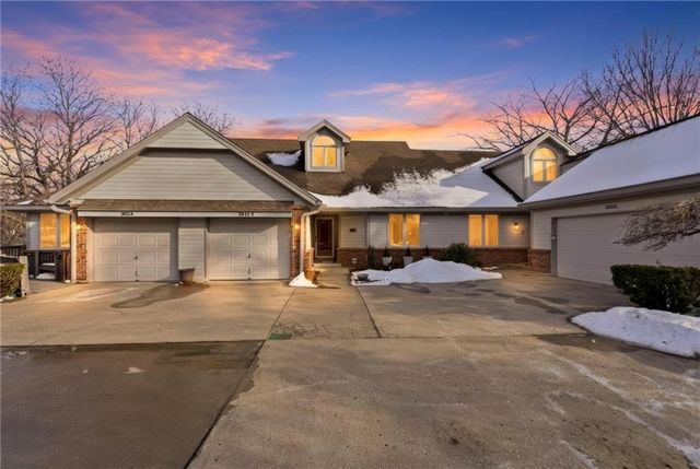 3011 Cedar Crest Drive B, Independence, MO 64057